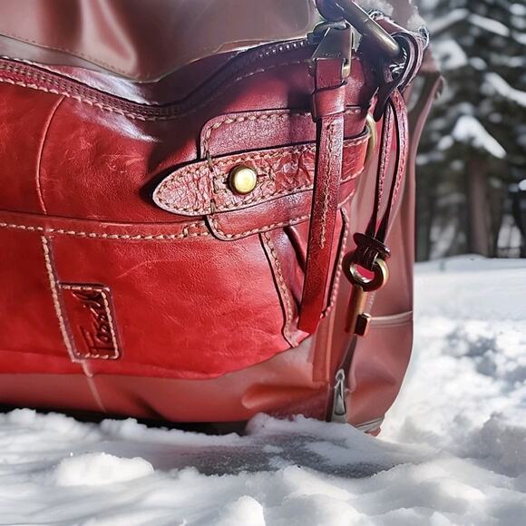 Fossil Red Leather Purse Cognac Fabric Lining Key Fob 8-9 Inch Drop 3 Pockets - Picture 11 of 16